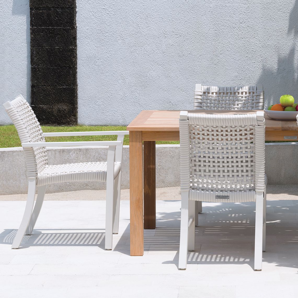 Kingsley Bate Catherine Aluminum Dining Set