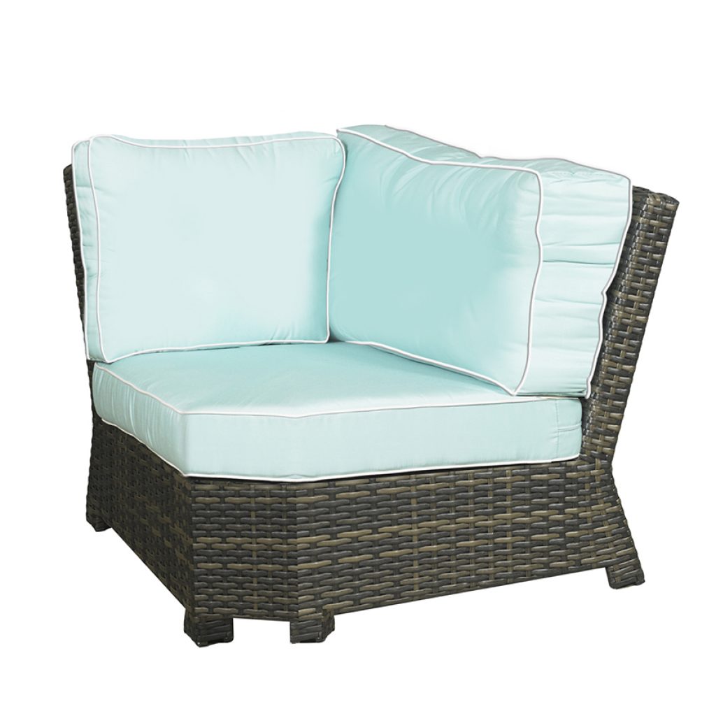 North Cape Lakeside Wicker Sectional Seating Husk / 45 Corner